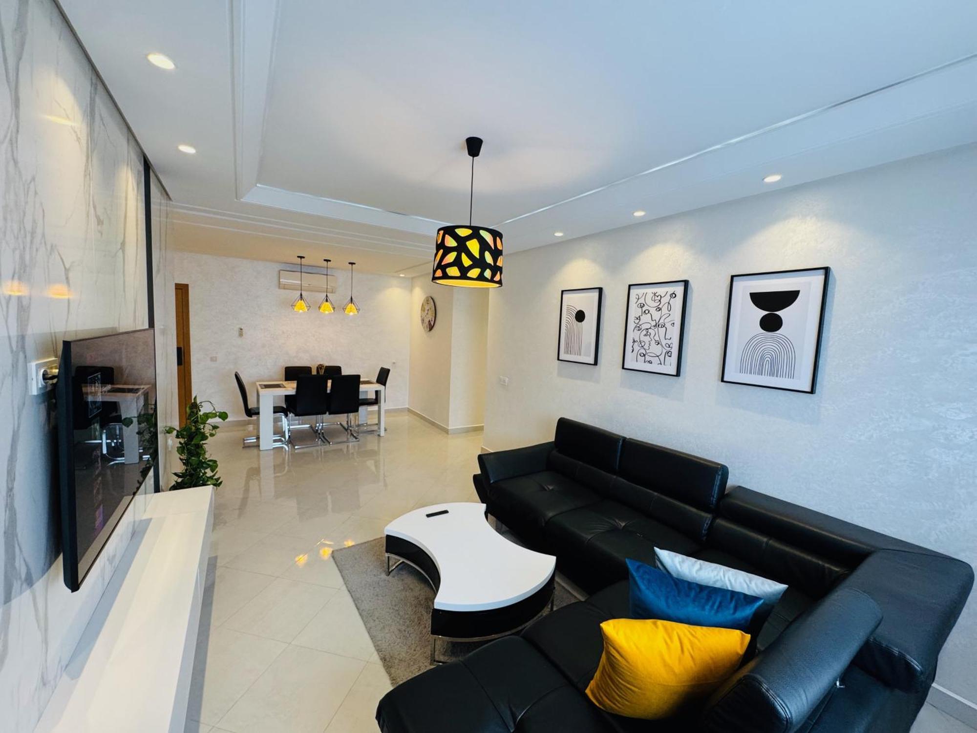 Modern Apartment In The Heart Of Tanger Exterior foto